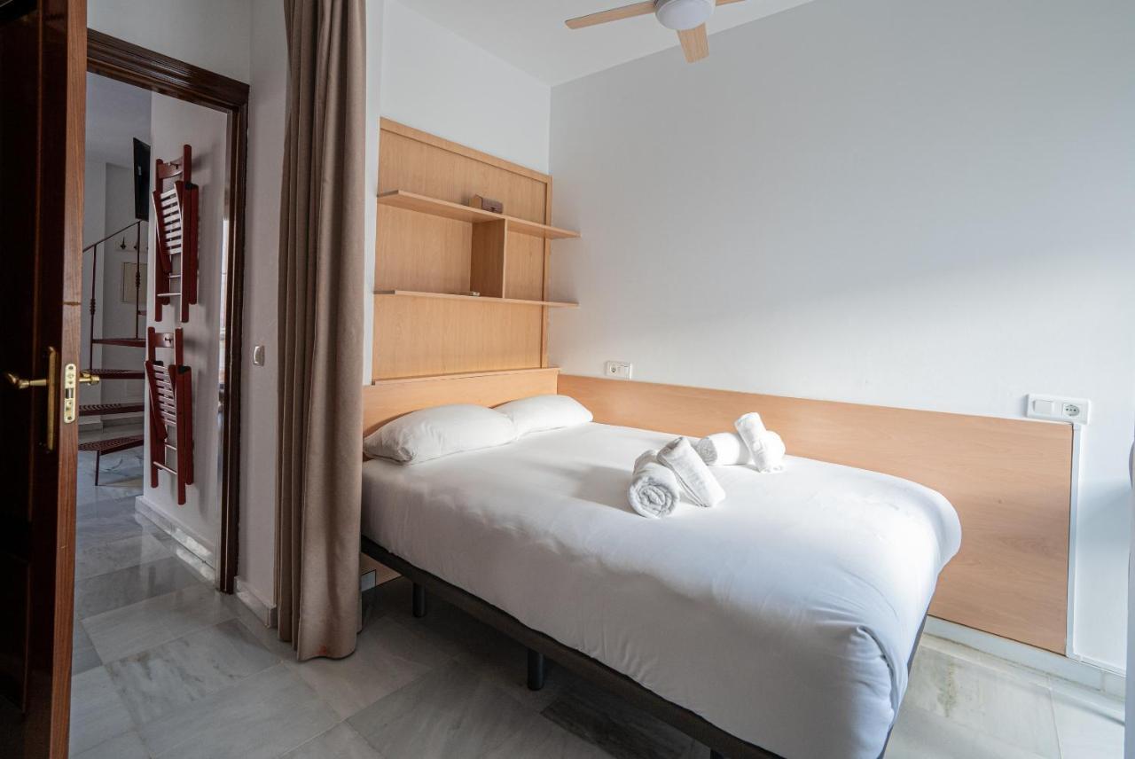 Stay U-Nique Apartment Alonso Benitez Malaga Bagian luar foto