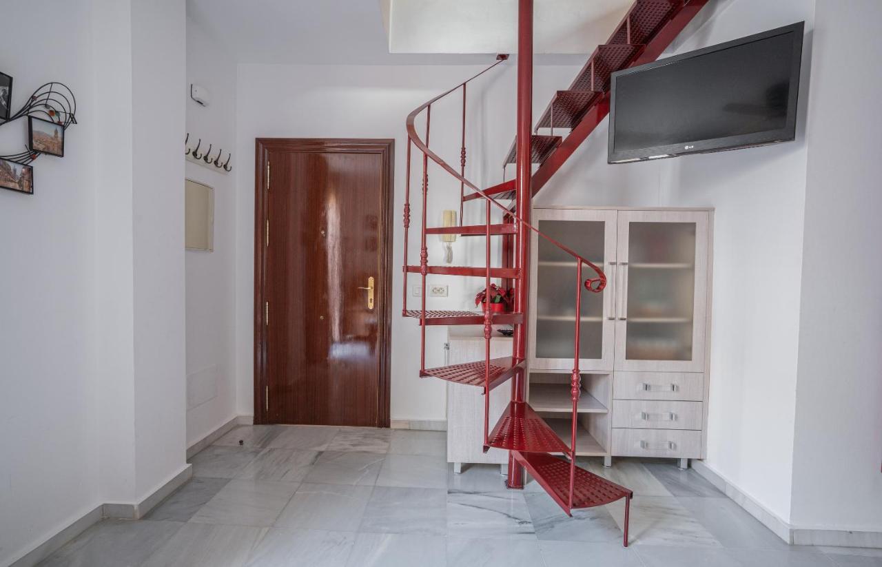 Stay U-Nique Apartment Alonso Benitez Malaga Bagian luar foto