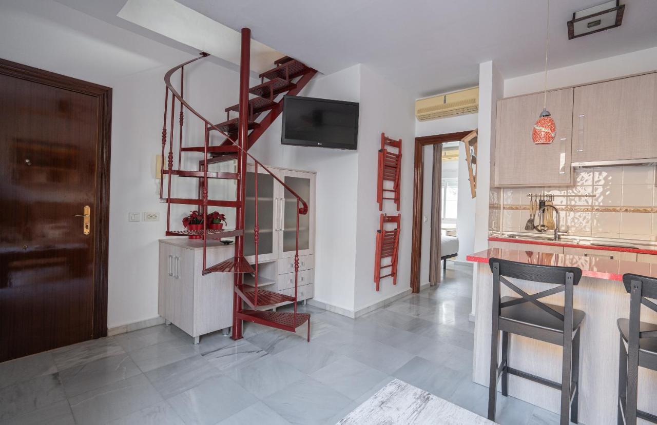Stay U-Nique Apartment Alonso Benitez Malaga Bagian luar foto