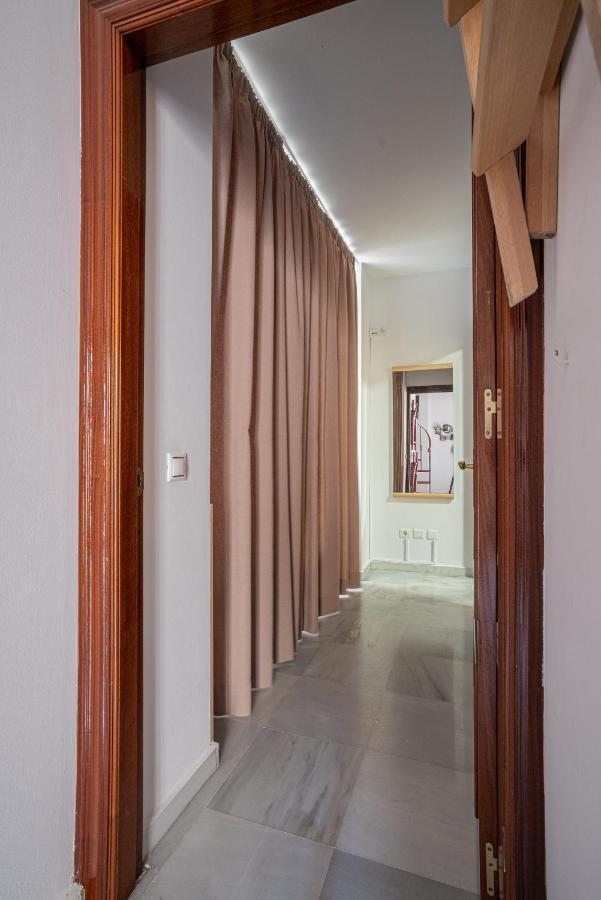 Stay U-Nique Apartment Alonso Benitez Malaga Bagian luar foto