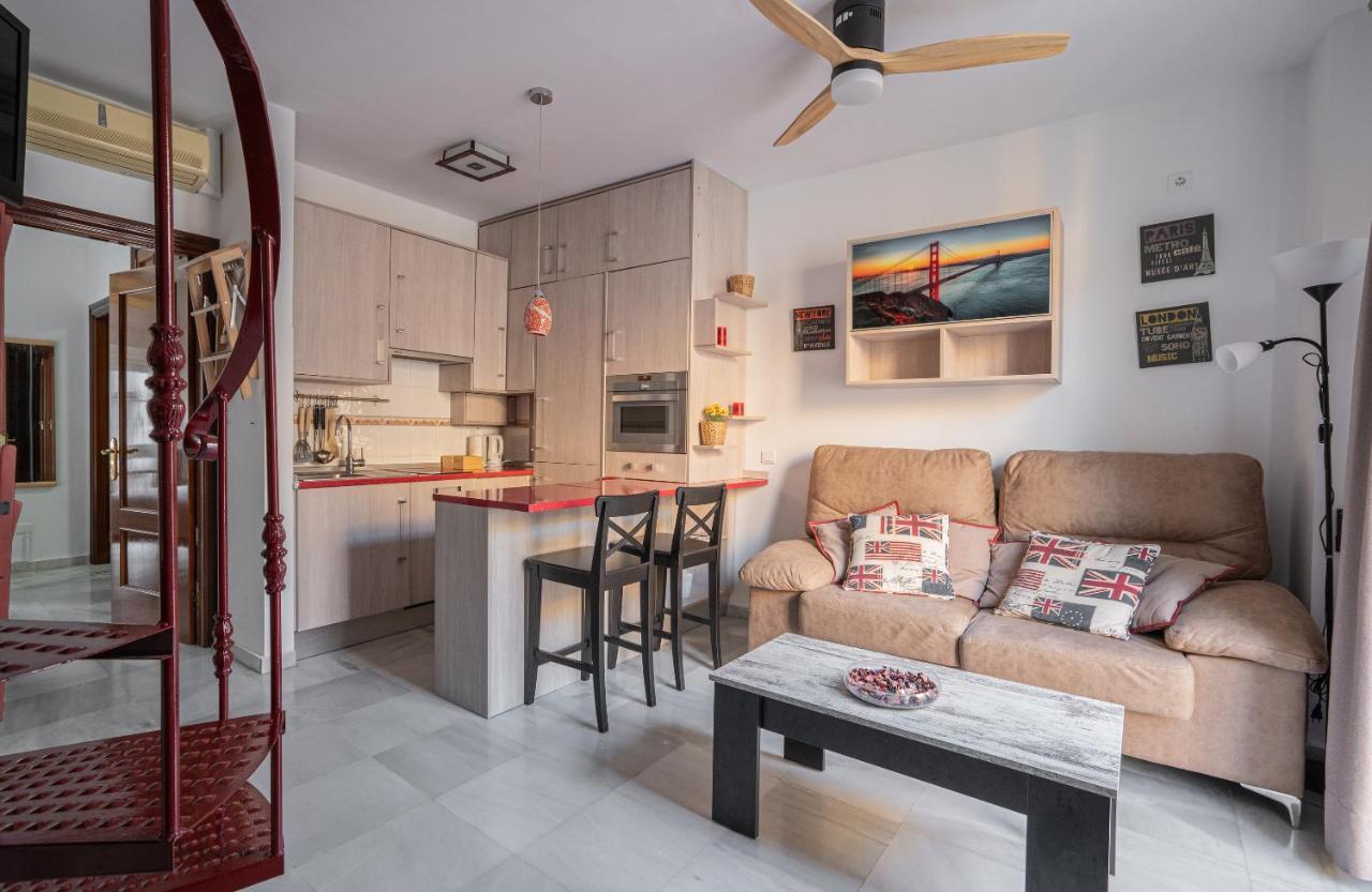 Stay U-Nique Apartment Alonso Benitez Malaga Bagian luar foto